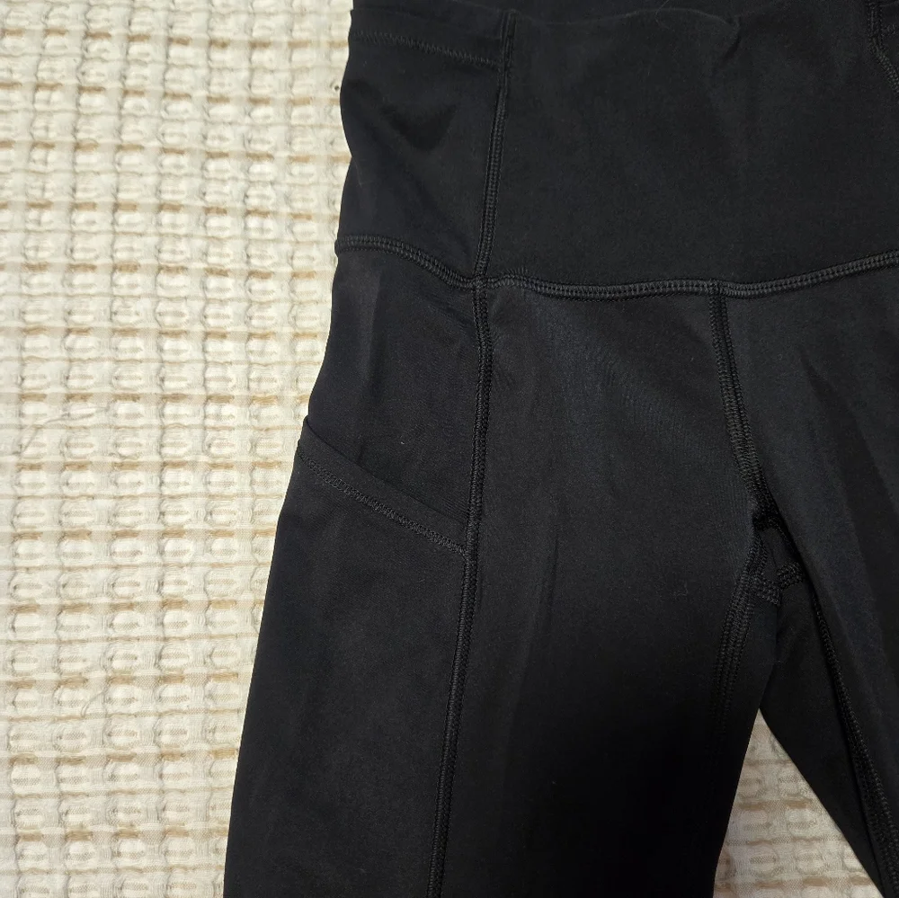 Lululemon Size 0 Leggings - Picture 3 of 5